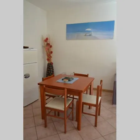 Ginestra 23 Ferienhaus *
