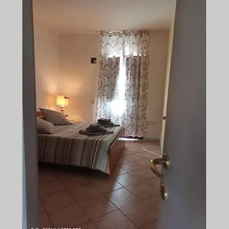 Ginestra 23 Ferienhaus